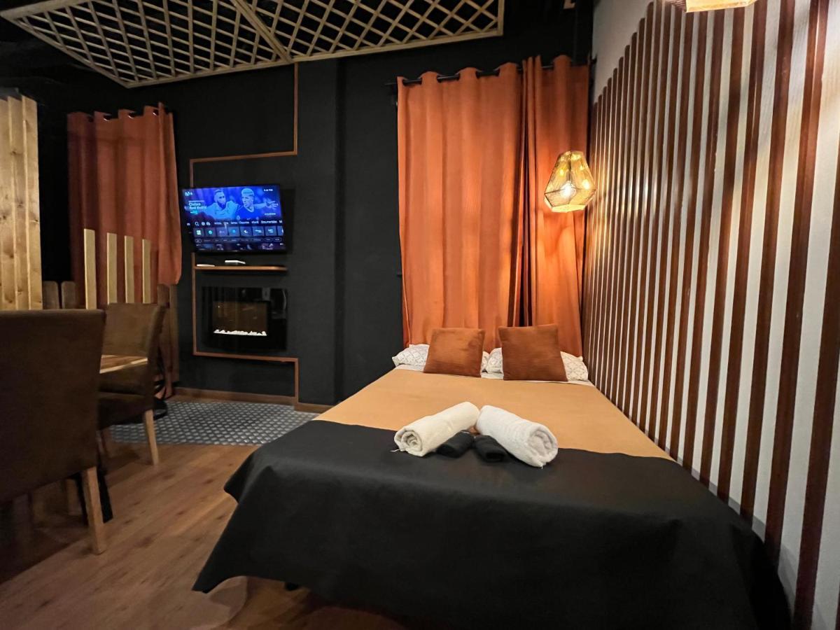 Apartamento Chic10 Luxury Gran Via Madrid Exterior foto